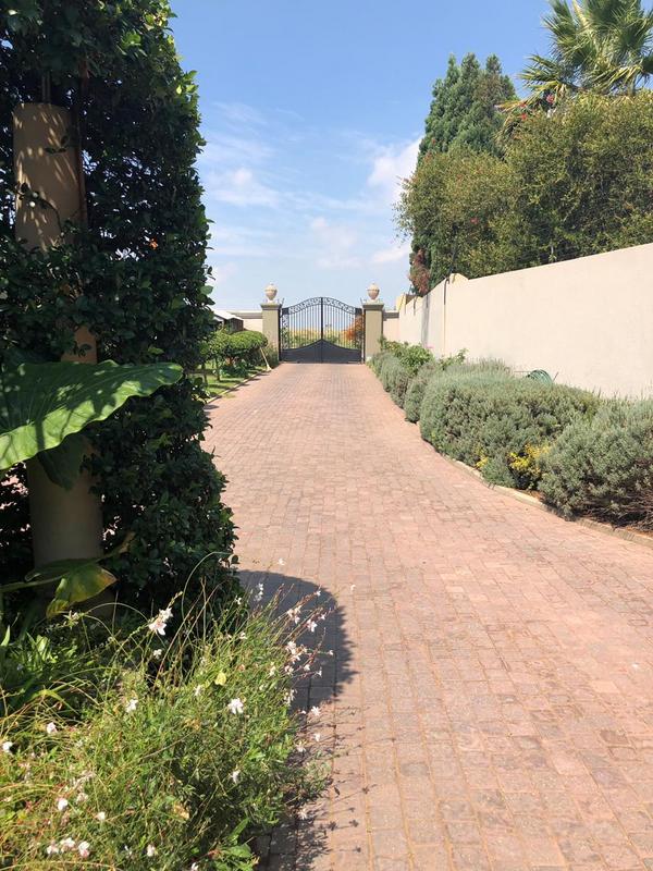 5 Bedroom Property for Sale in Rietfontein Free State
